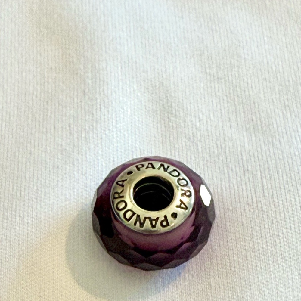 Pandora Purple Fascinating Faceted Murano Glass sterling silver Charm 🔮💍 - Picture 7 of 8